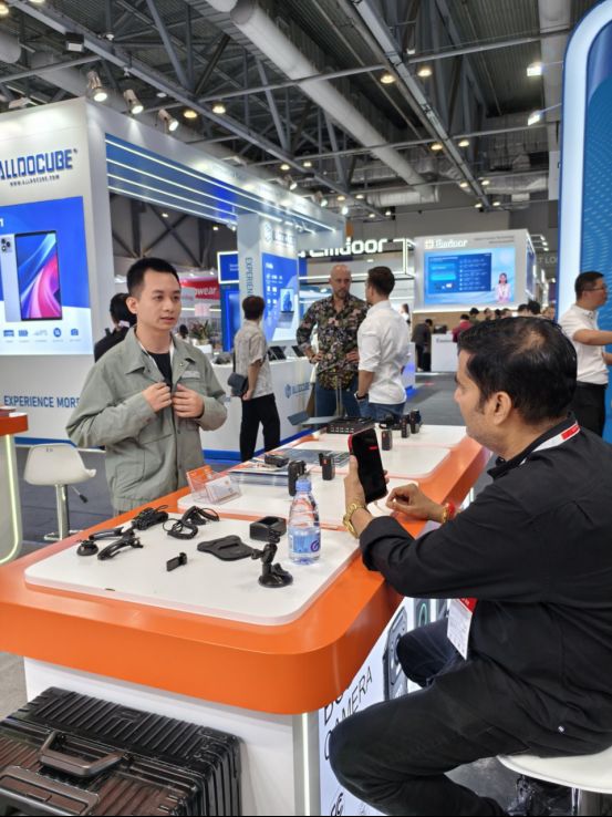 CammPro Participated in HK Global Source Exhibition in 2024